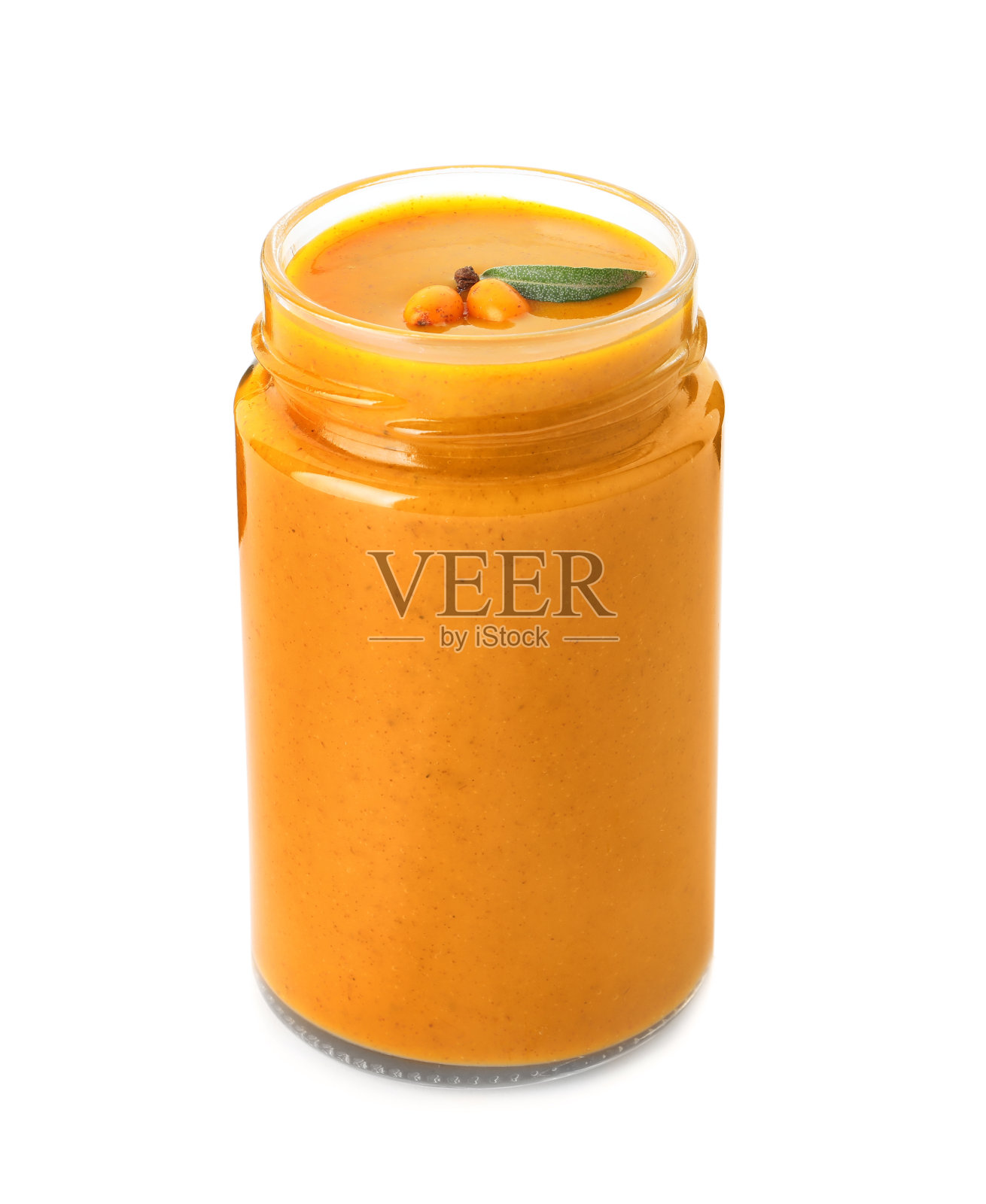 美味的沙棘果酱在罐子里隔离在白色上照片摄影图片
