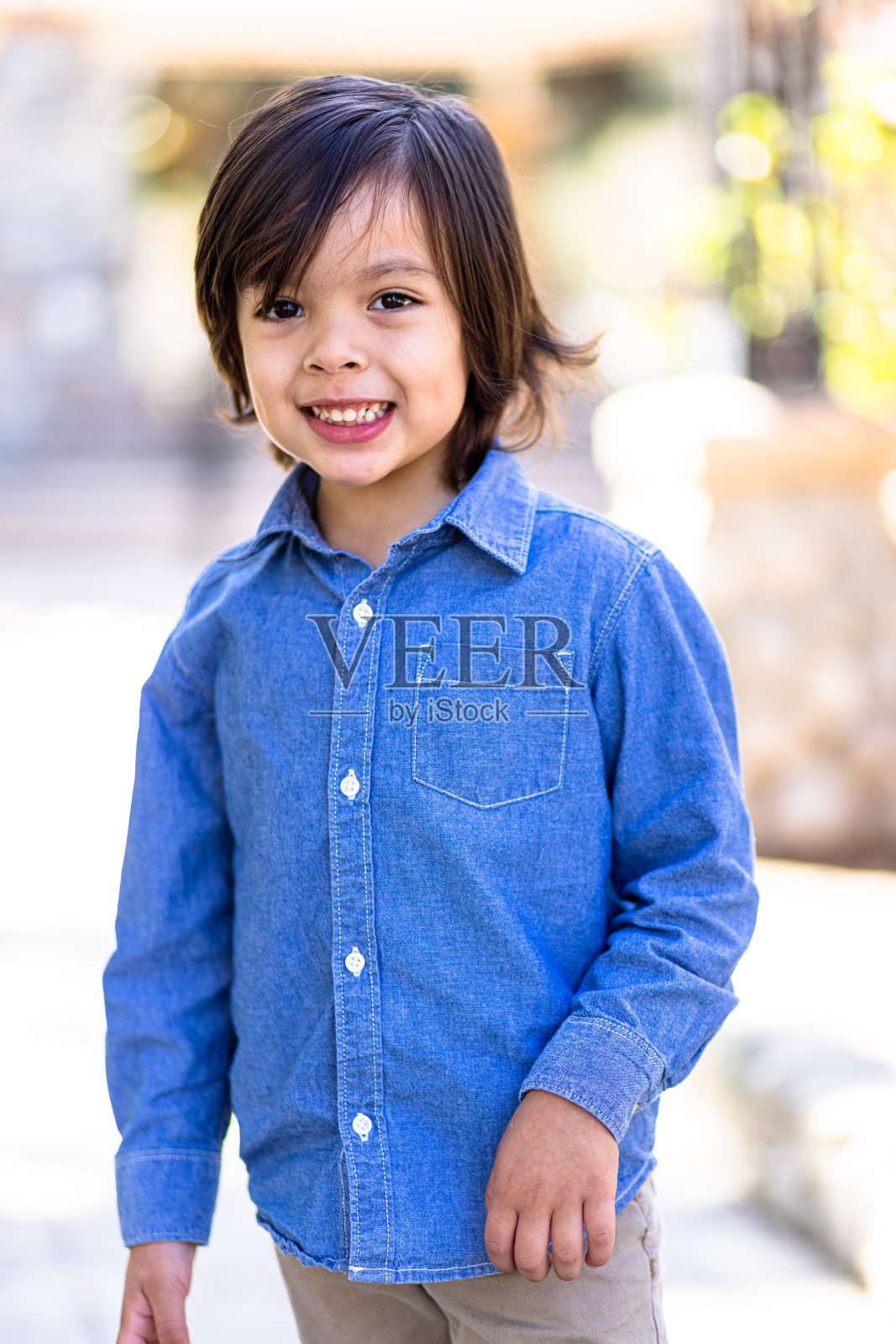 墨西哥小男孩肖像照片摄影图片