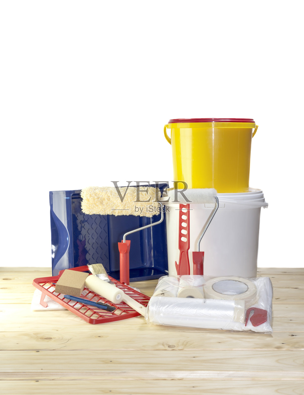 木桌上的绘画工具特写照片摄影图片