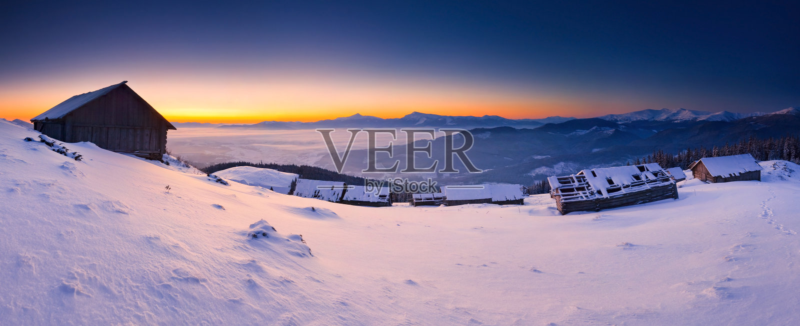 早上在山照片摄影图片