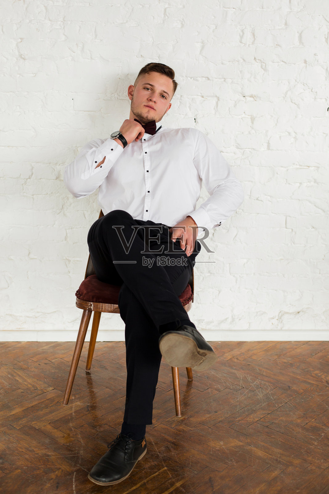 一个有吸引力的年轻人，雇员，未来一代，商人的肖像。照片摄影图片