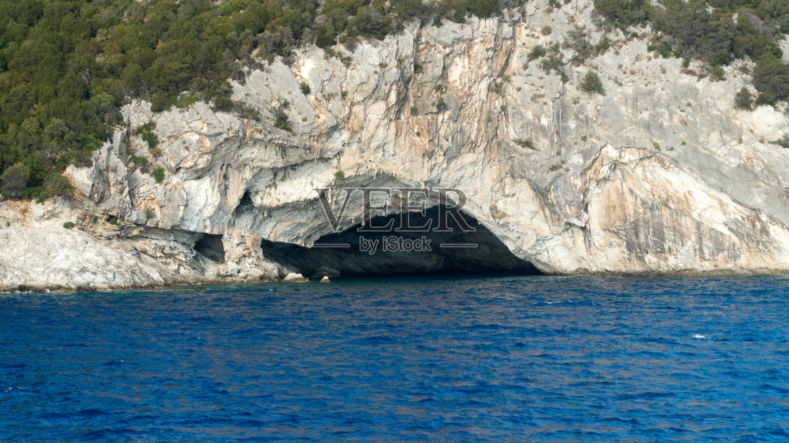 远处有海洞照片摄影图片