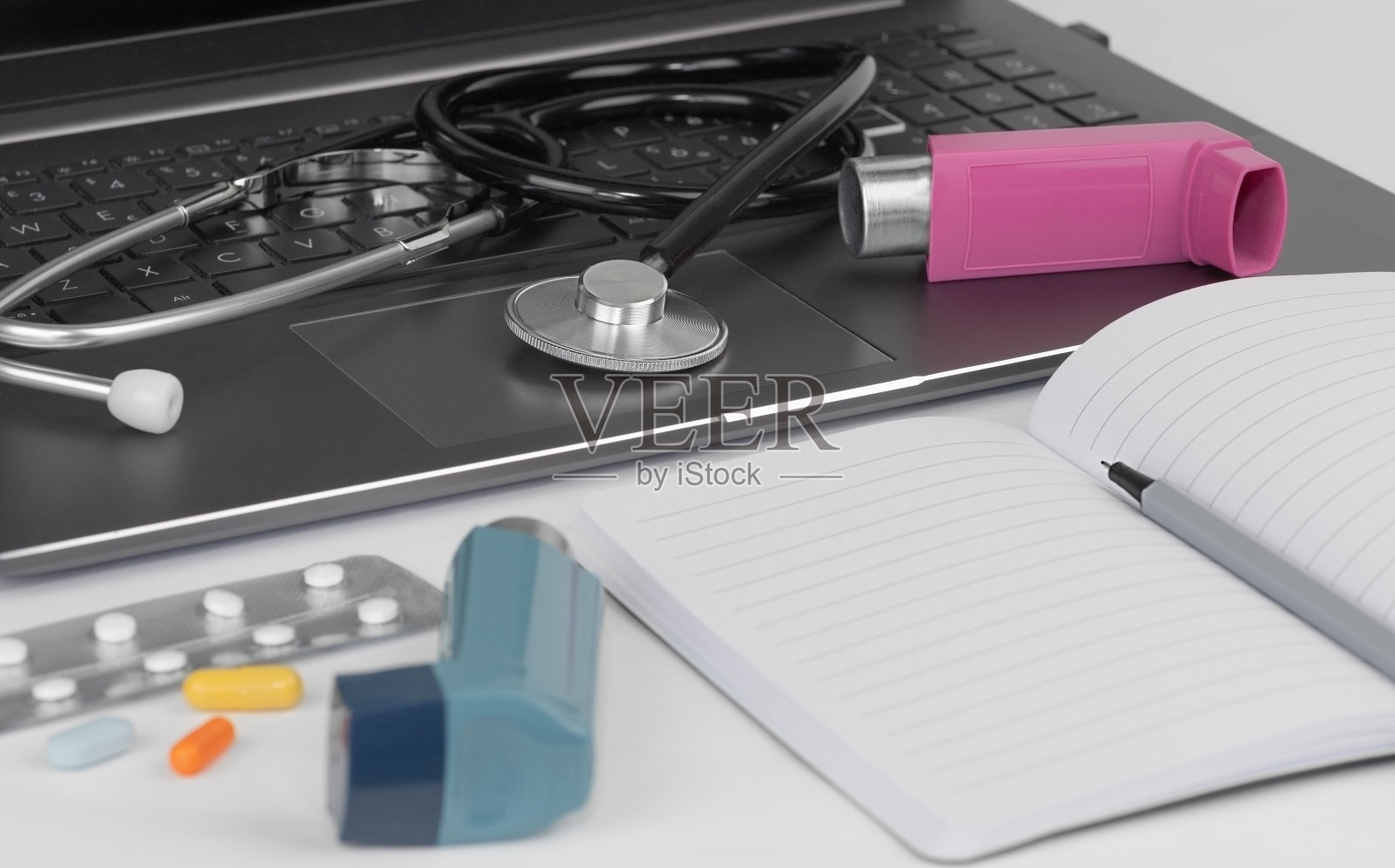 医疗咨询和检查。照片摄影图片