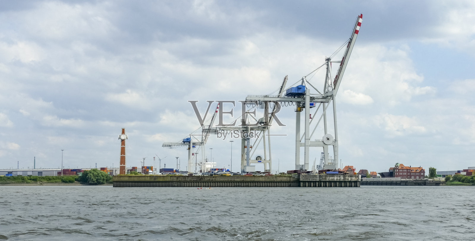 汉堡的集装箱港口照片摄影图片