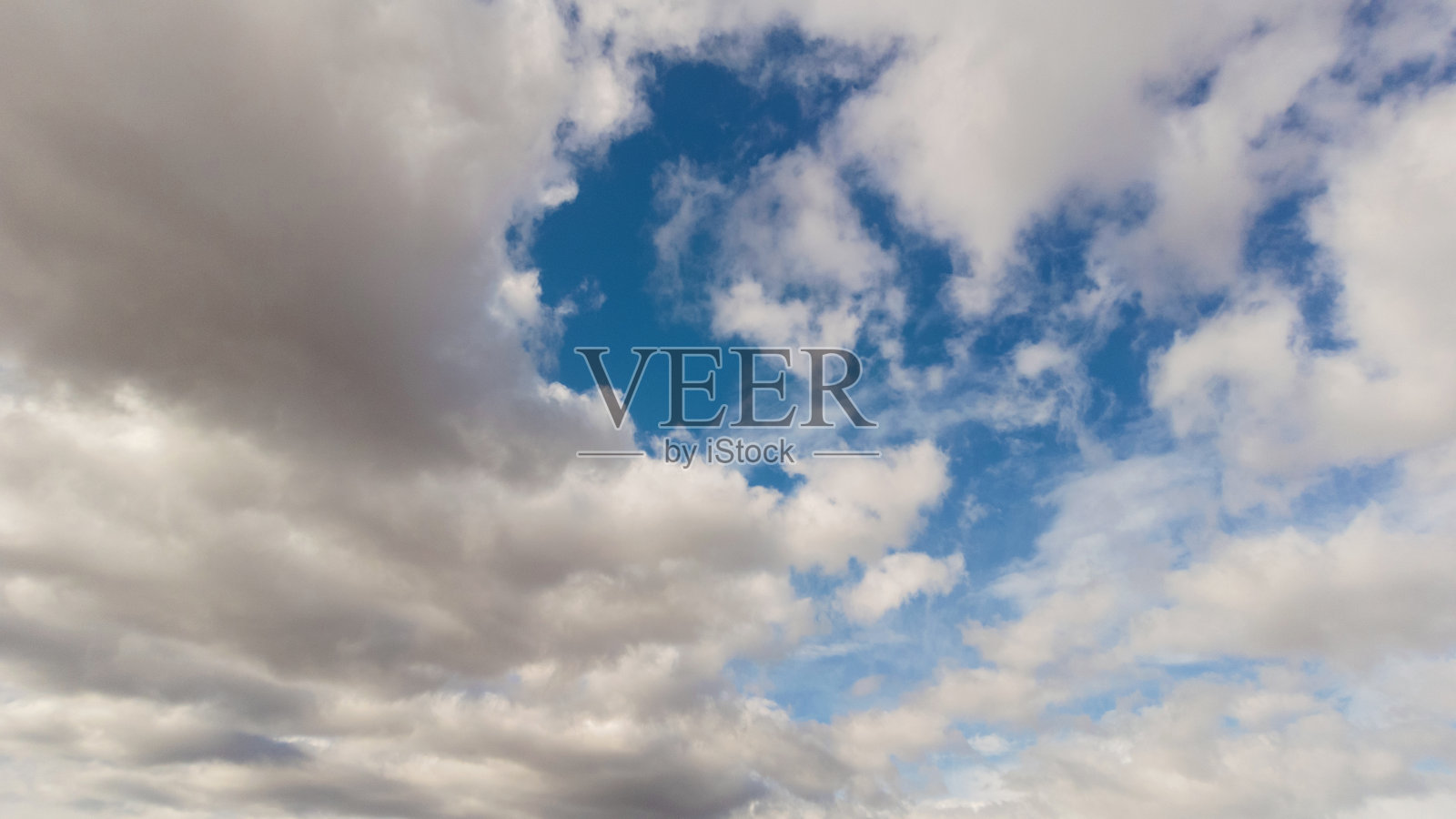 稀薄的云蓝色的天空云景科罗拉多户外背景照片系列照片摄影图片