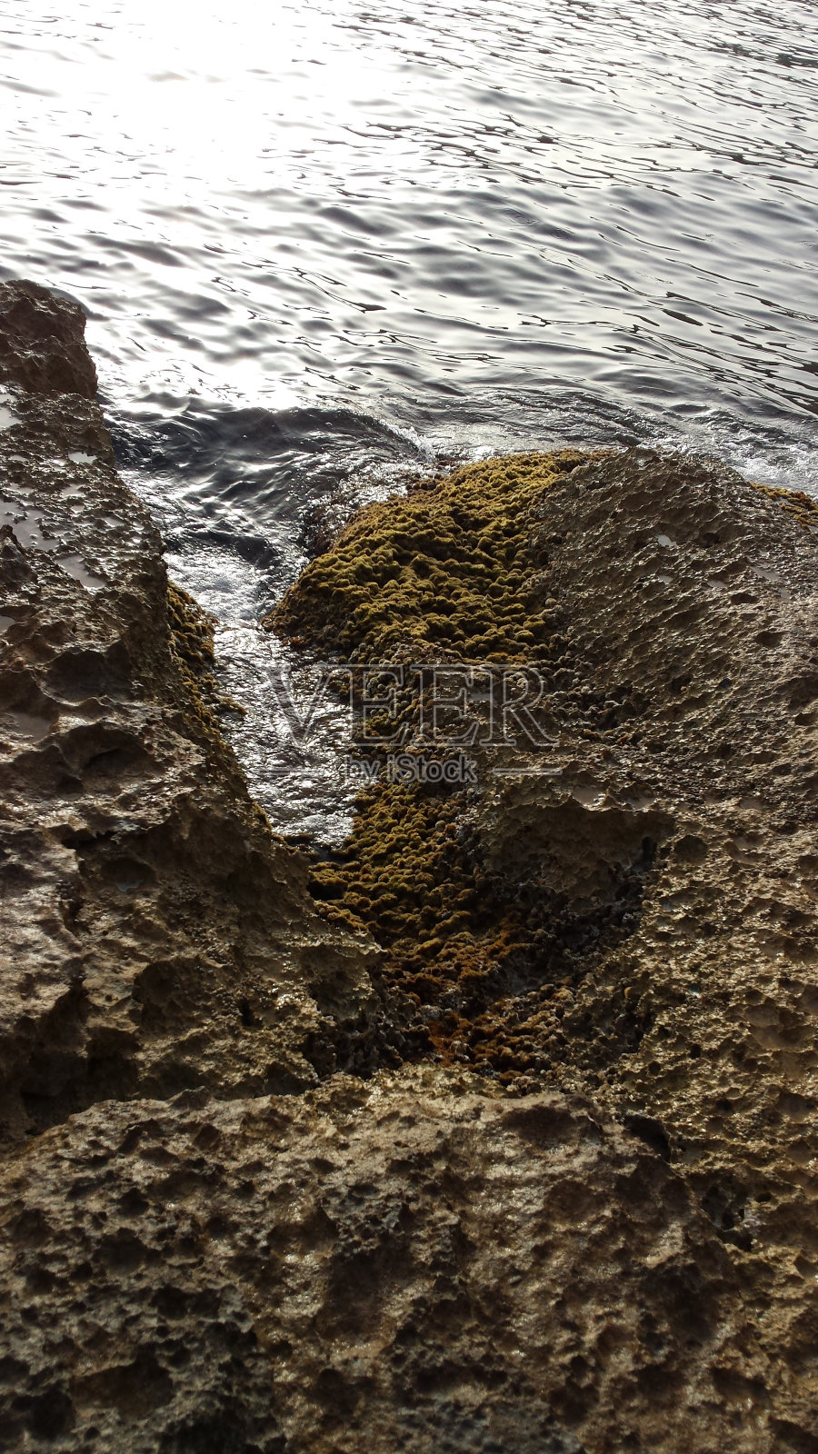 岩石海岸-瓦莱塔，马耳他照片摄影图片