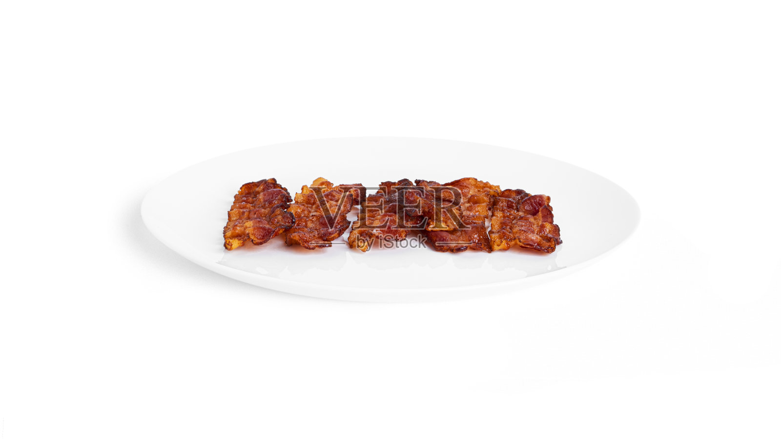 油炸培根孤立在白色背景上照片摄影图片