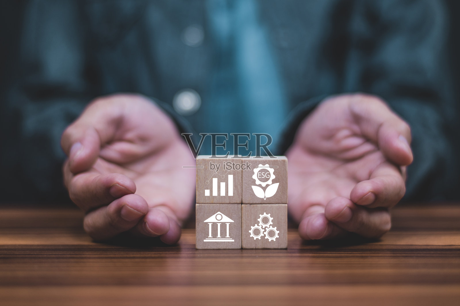 ESG图标概念为环境、社会治理在可持续和道德的商业网络上连接照片摄影图片