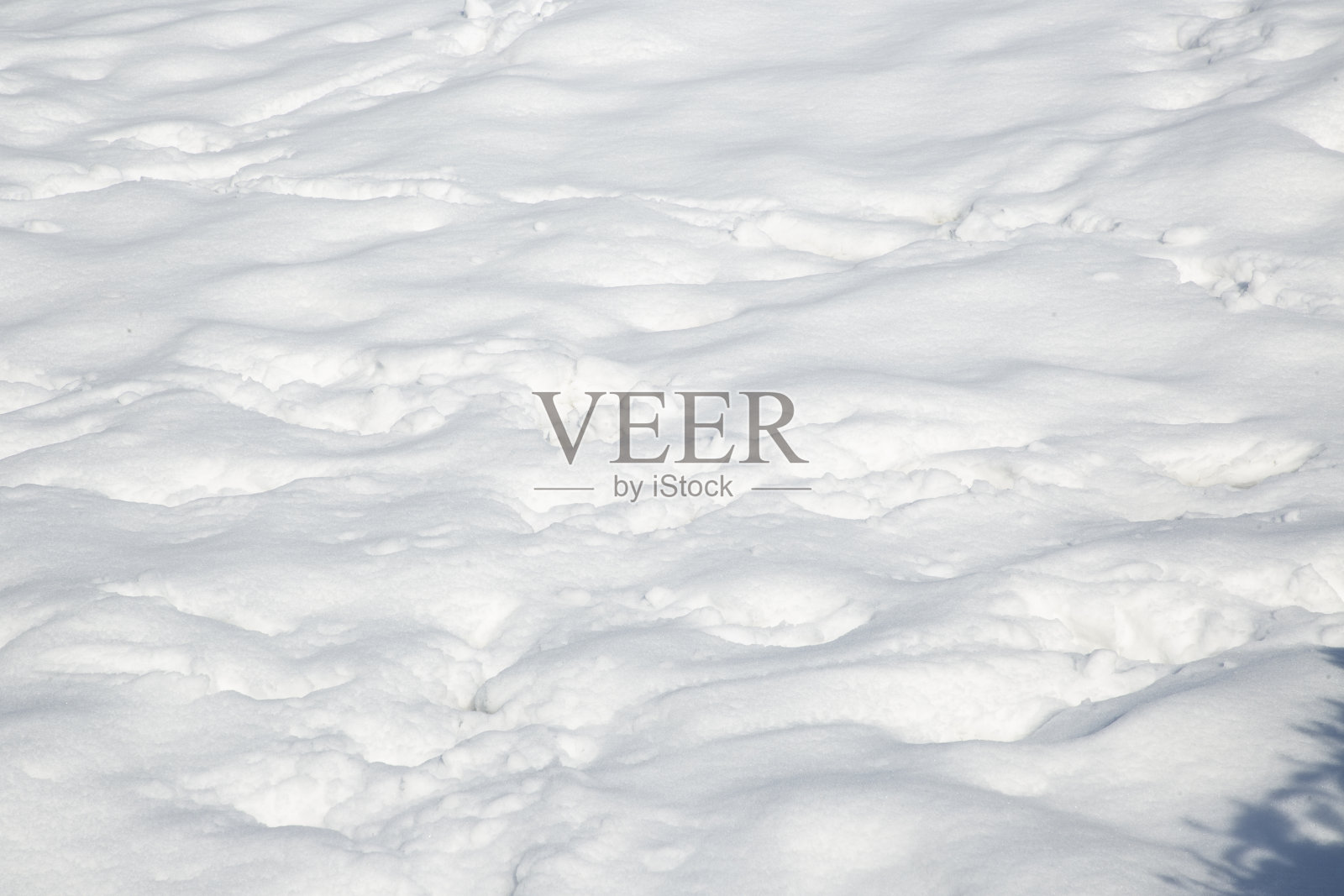 雪和脚印照片摄影图片