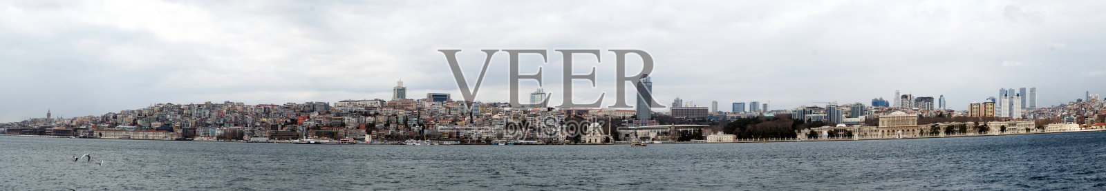 加拉塔，卡拉奎，卡巴塔斯码头，多尔马巴赫切宫，贝西克塔希。照片摄影图片