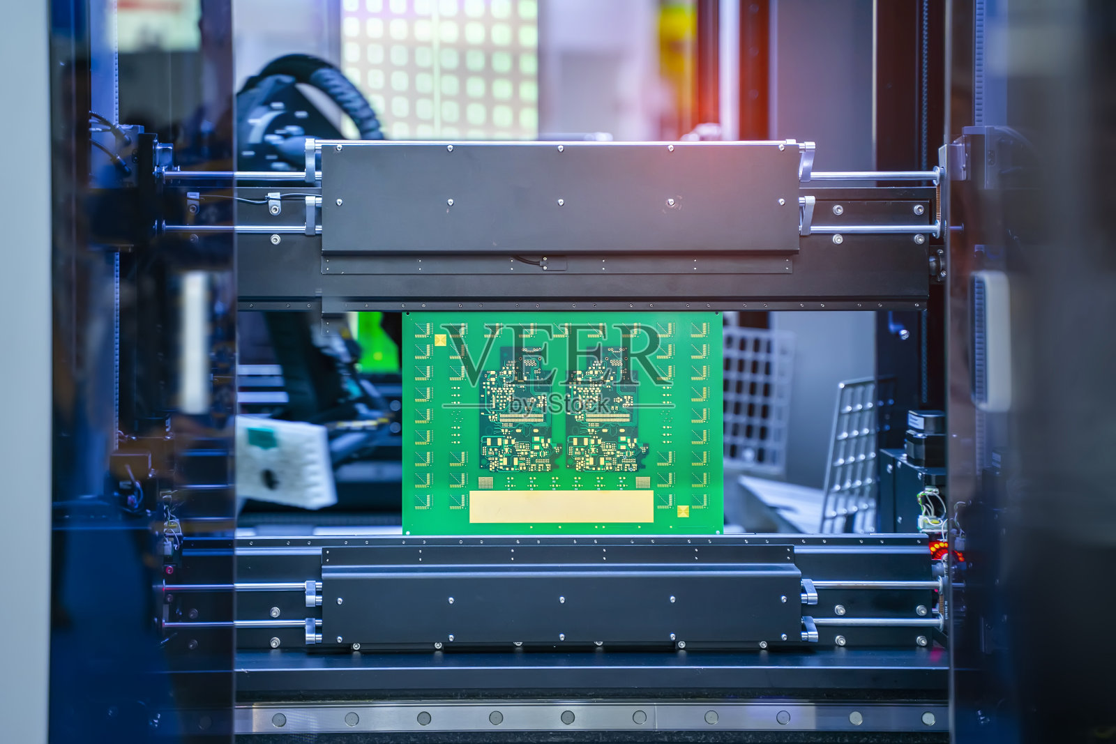 印刷电路板(PCB)组装机零件自动机器人飞探头测试仪照片摄影图片