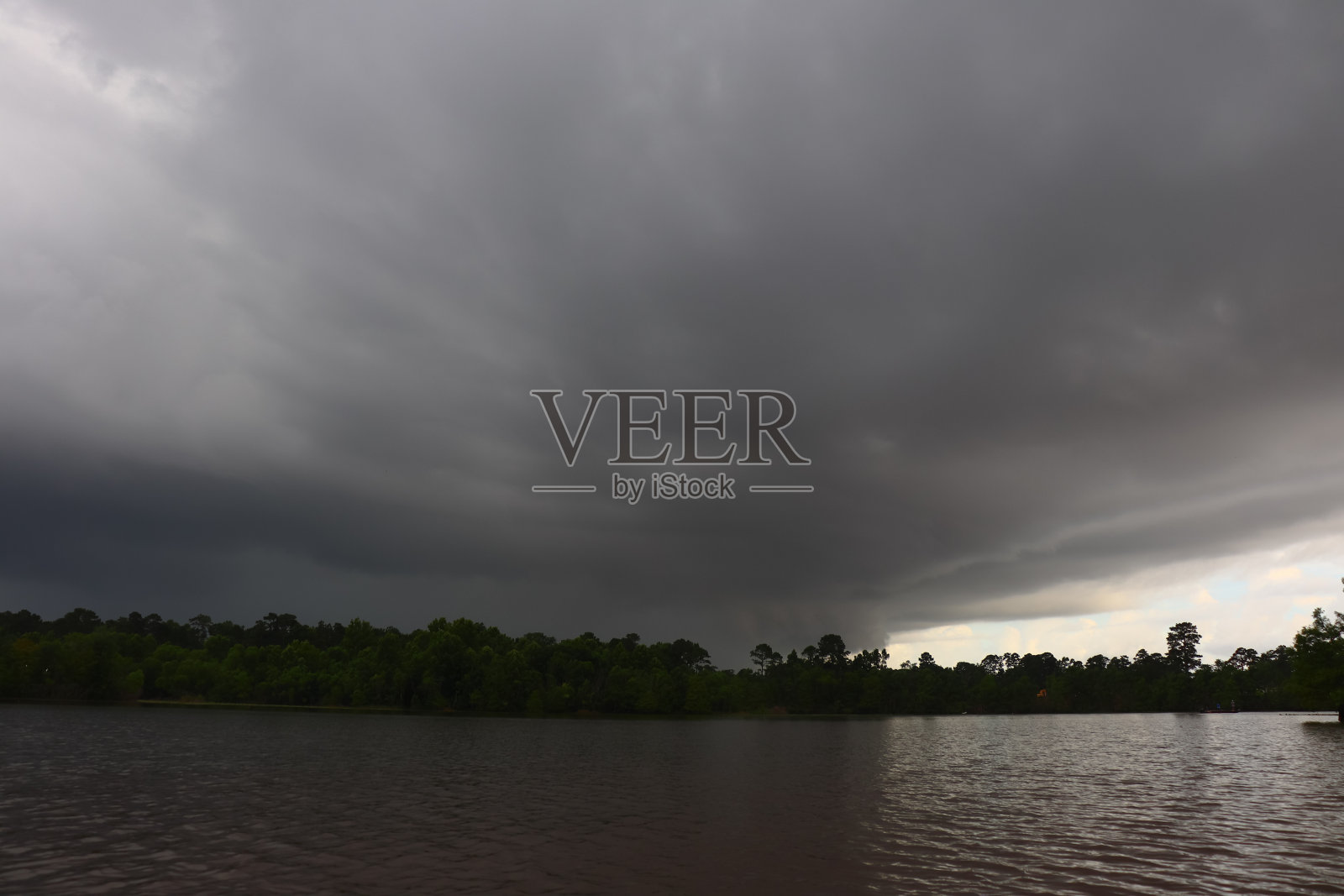 雷暴云照片摄影图片
