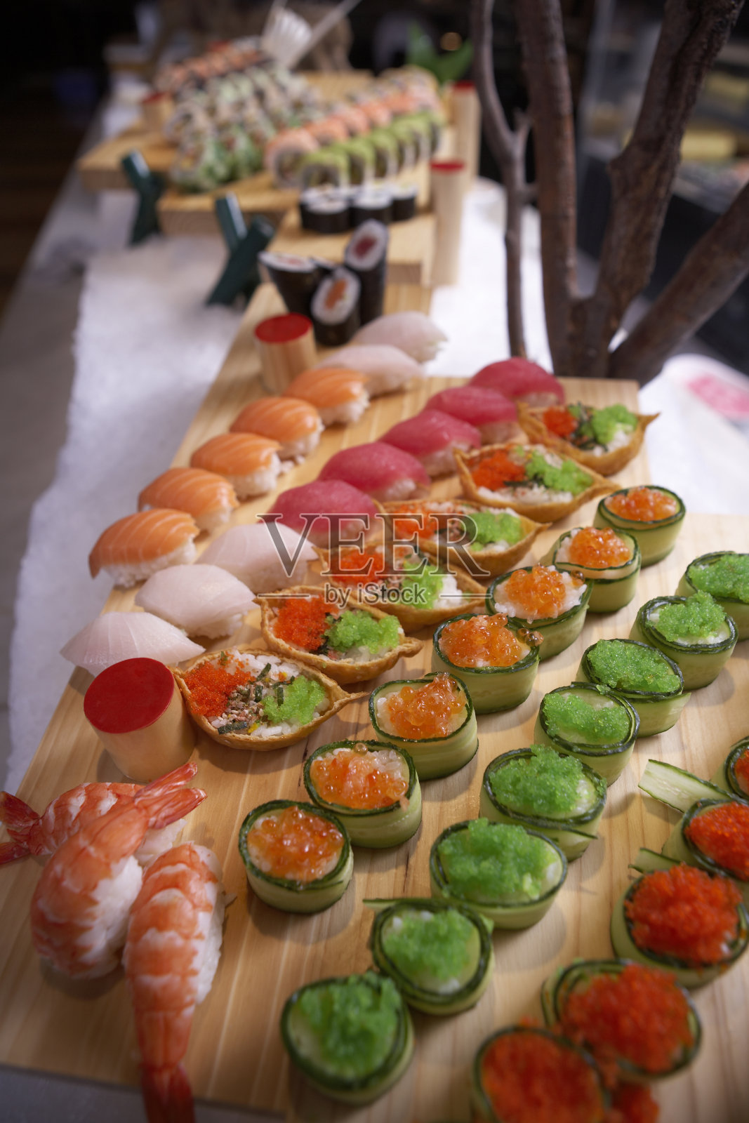 各种各样的寿司照片摄影图片