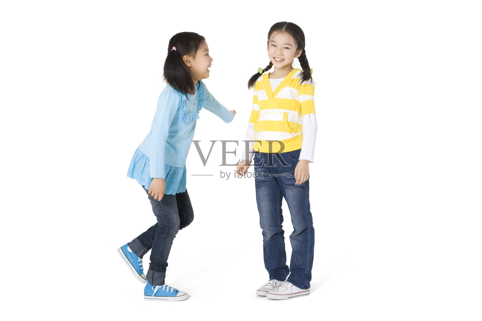 儿童做游戏照片摄影图片