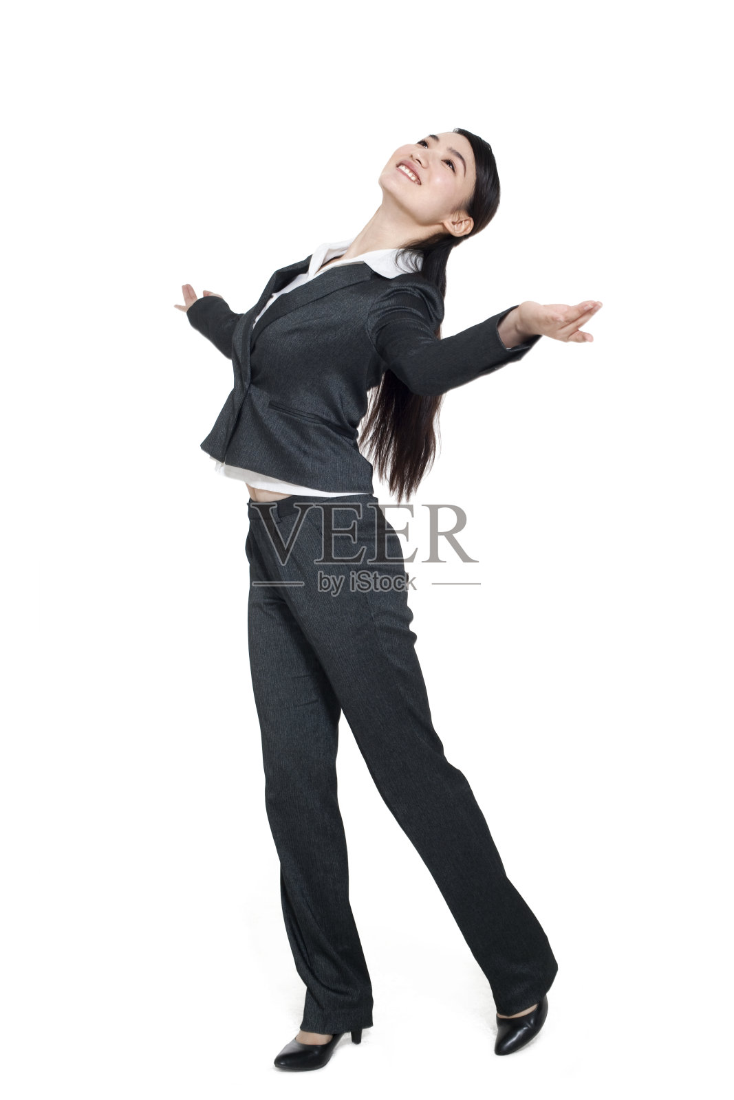 商务女士张开双臂照片摄影图片