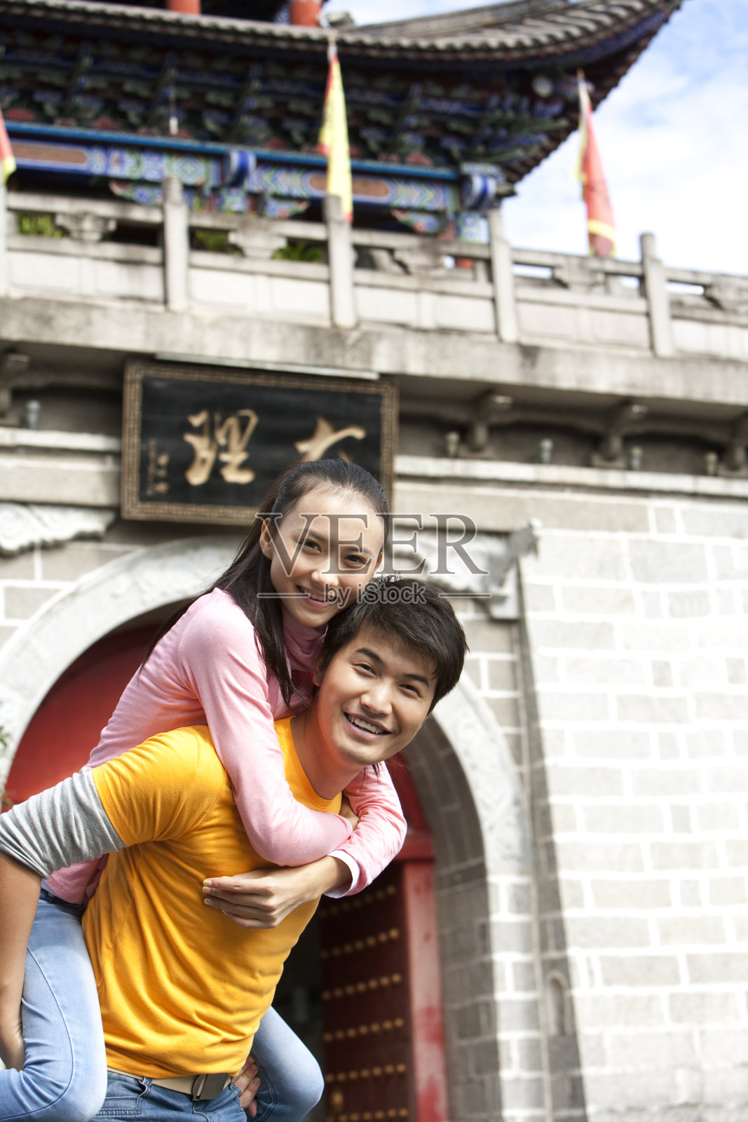 时尚男女旅游照片摄影图片