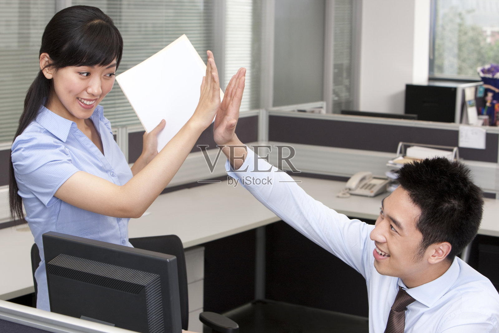 商务人士庆祝照片摄影图片