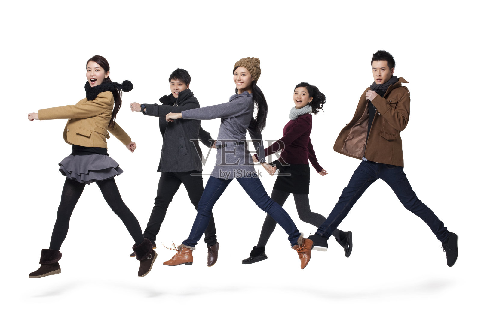 时尚青年男女跳跃照片摄影图片