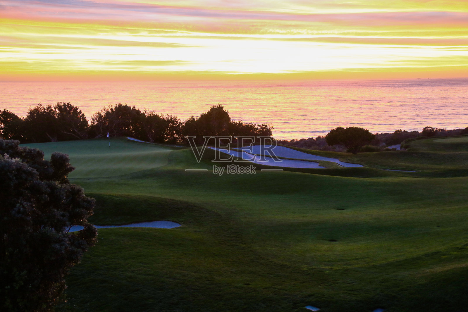 高尔夫球场照片摄影图片