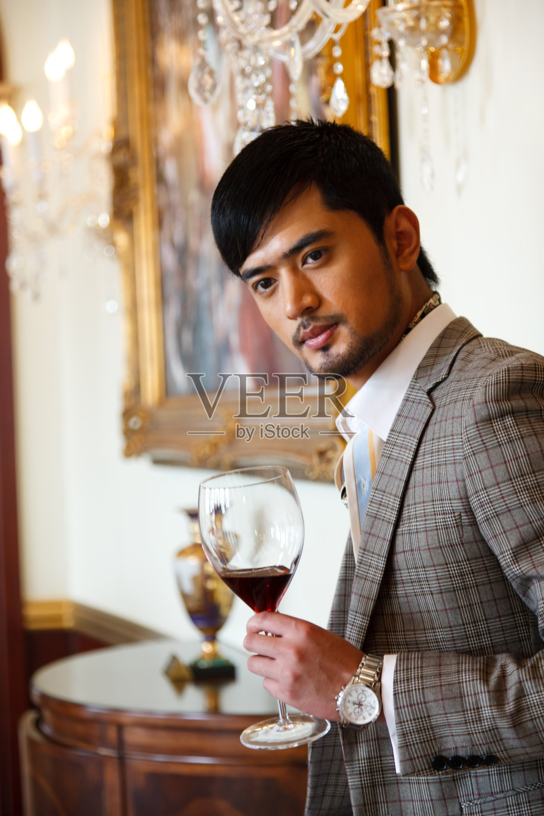 东方人奢华生活照片摄影图片