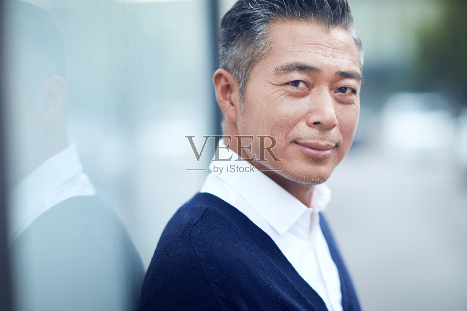 成熟商务男士照片摄影图片