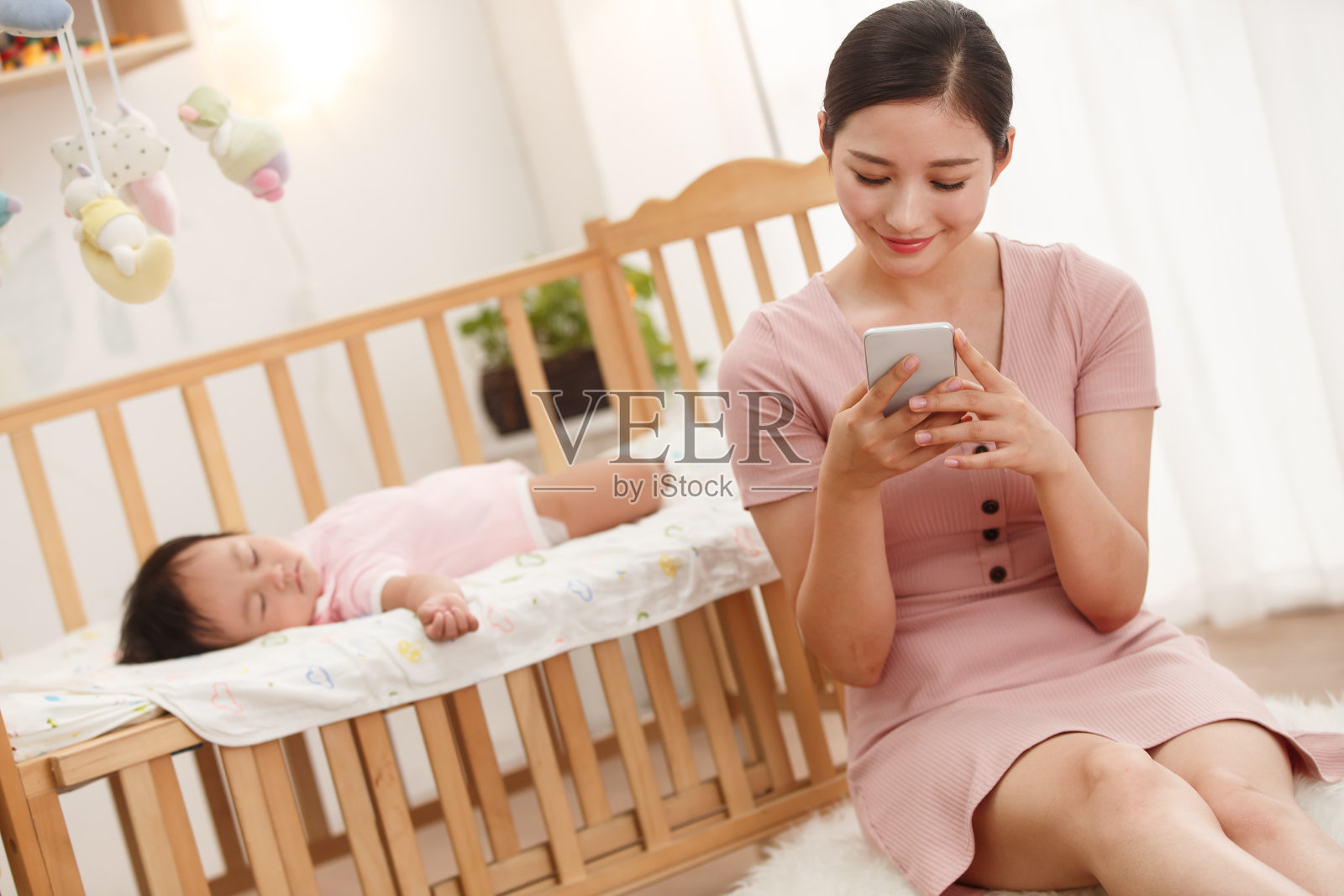 妈妈和宝宝照片摄影图片