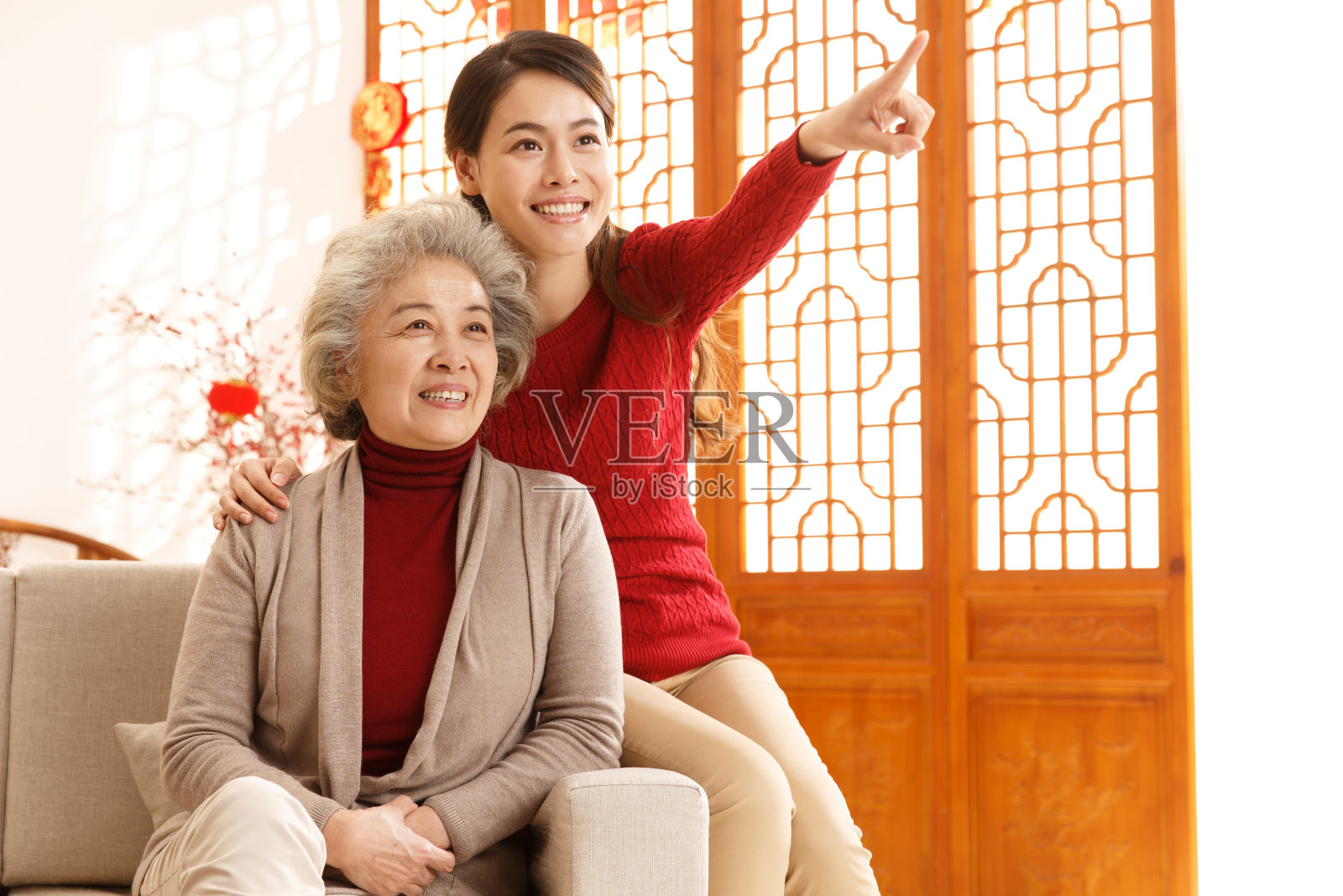 幸福快乐的母女照片摄影图片