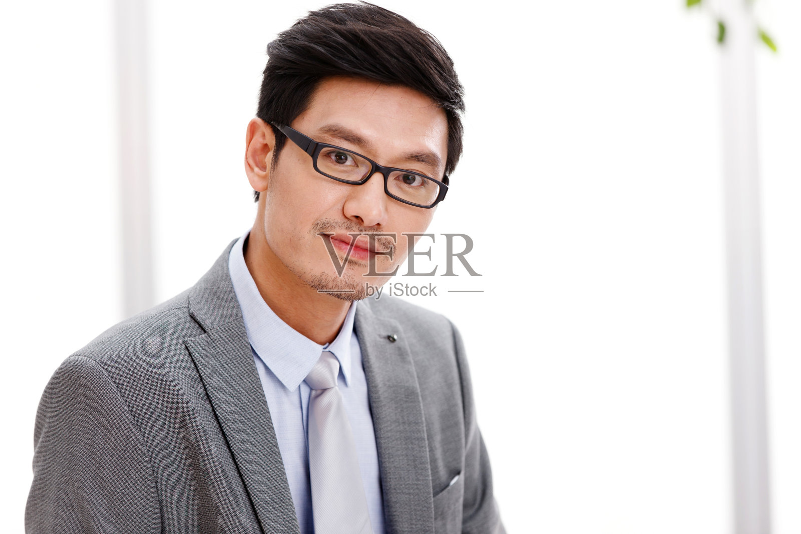 成功的商务男人照片摄影图片