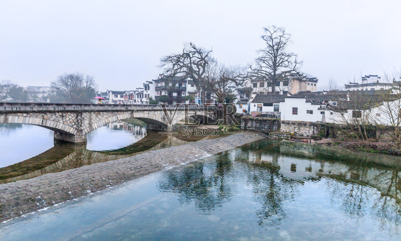 安徽省宏村建筑群照片摄影图片