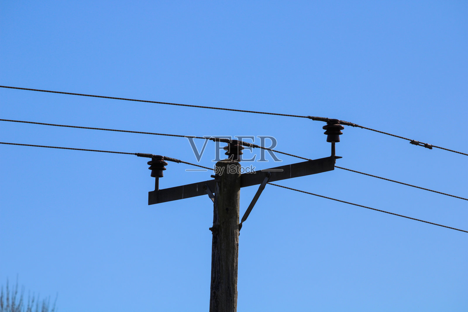 桅杆上的电缆照片摄影图片