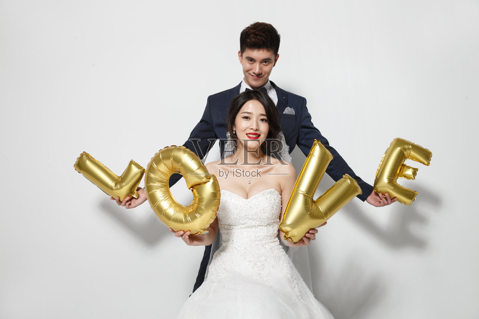 浪漫婚纱情侣照片摄影图片