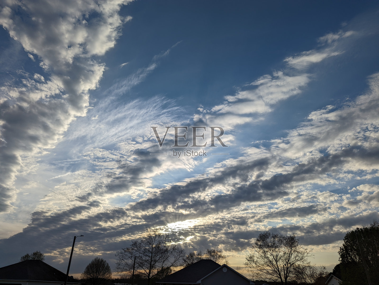 天空中的海洋照片摄影图片