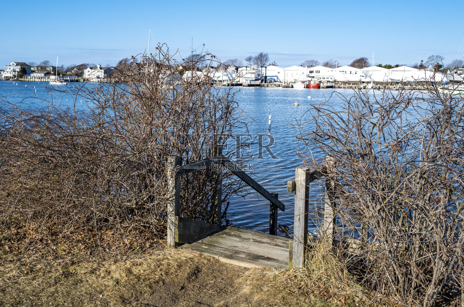 沿海港的通道照片摄影图片