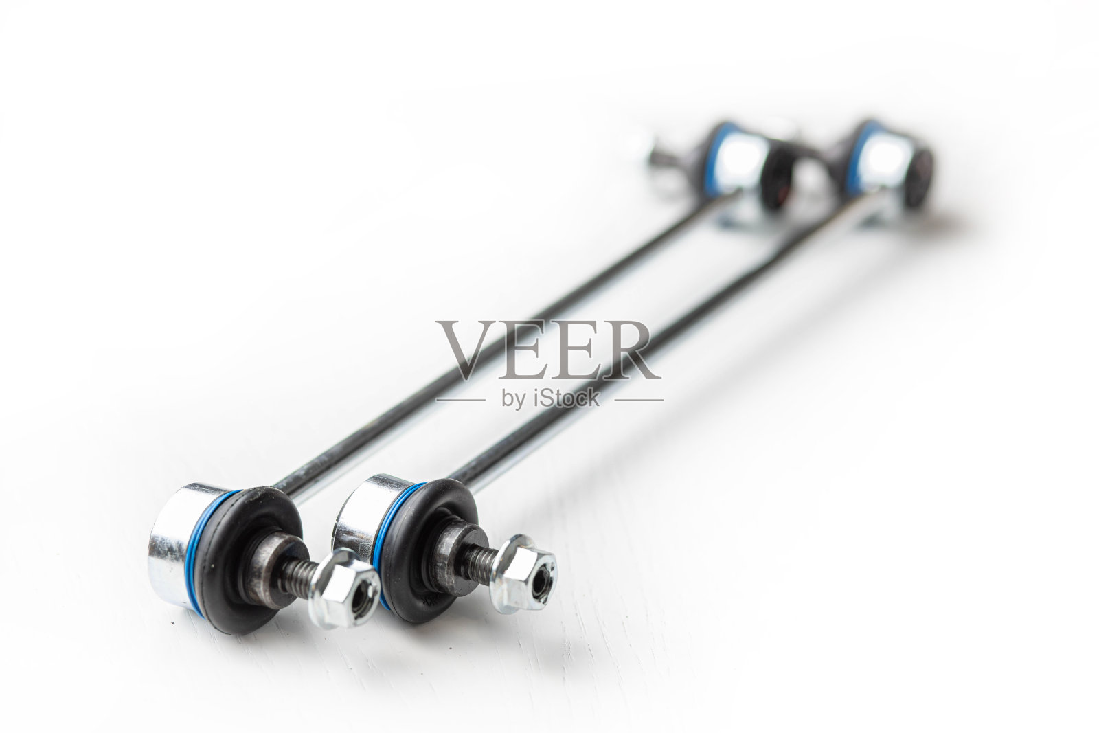 新车悬挂稳定杆在白色的背景上照片摄影图片