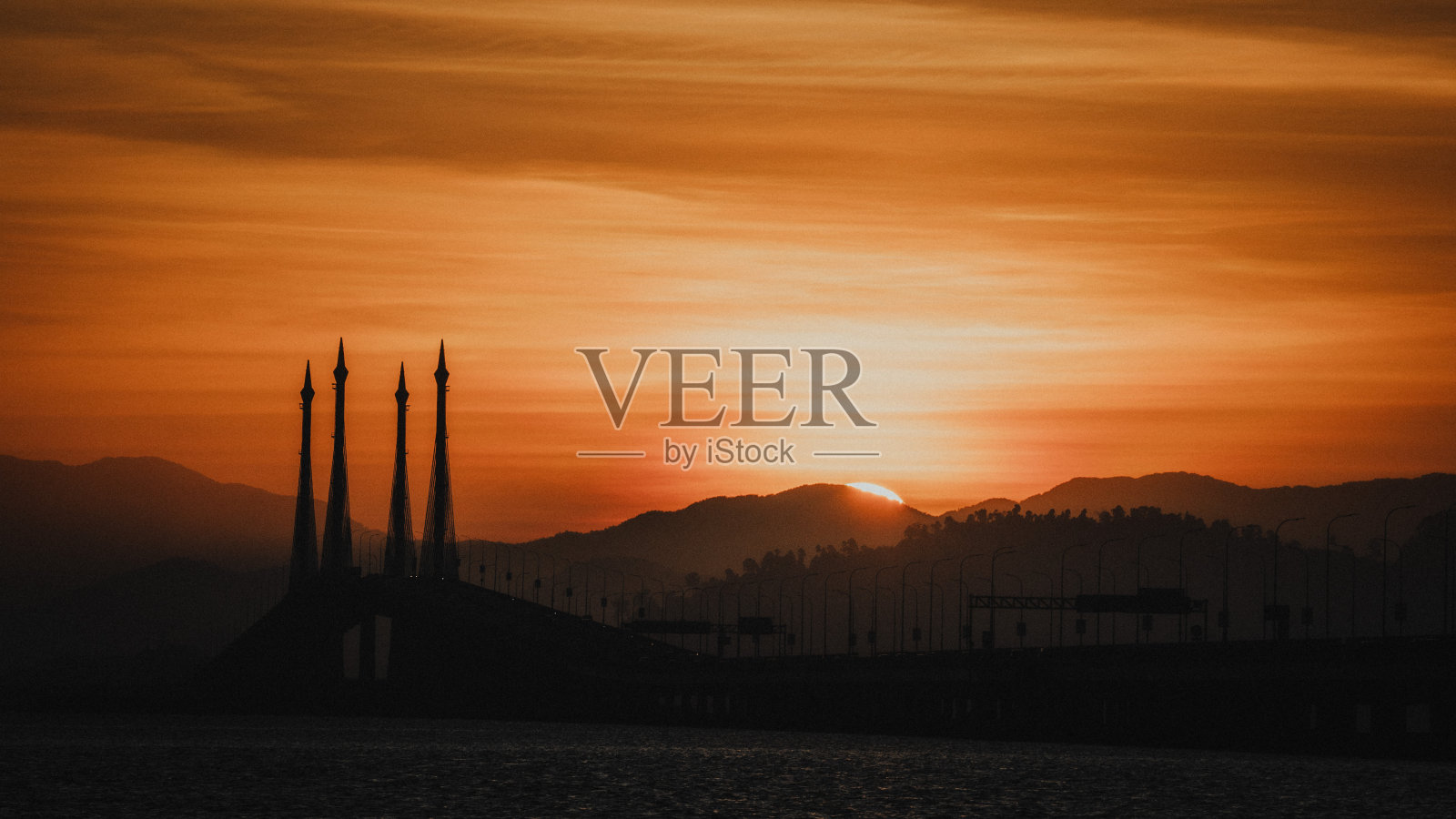 清晨黎明和日出场景照片摄影图片