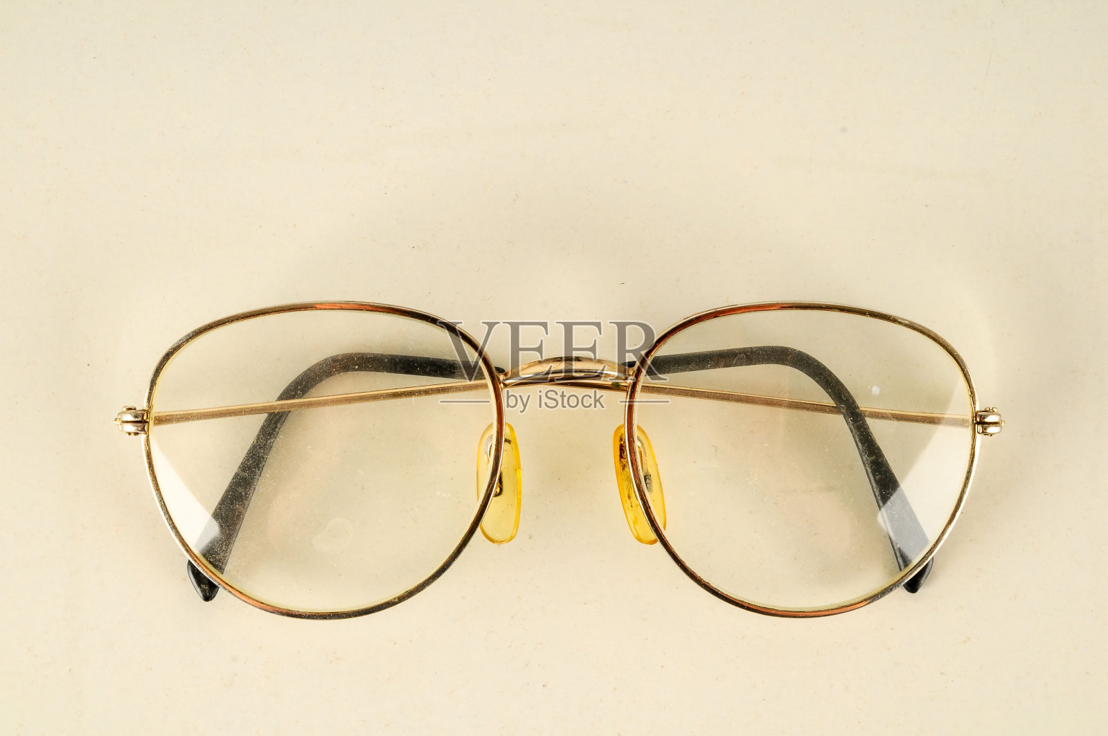 特写的眼镜照片摄影图片