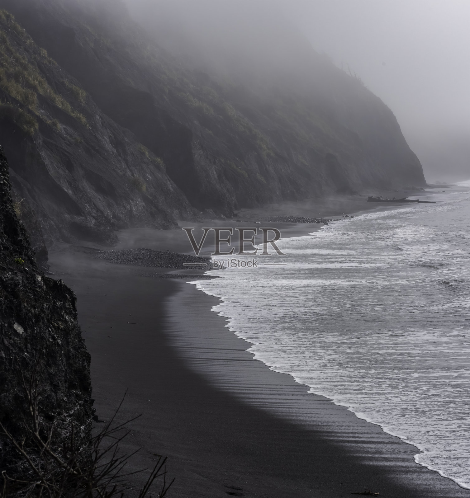 陡峭的悬崖消失的海岸照片摄影图片