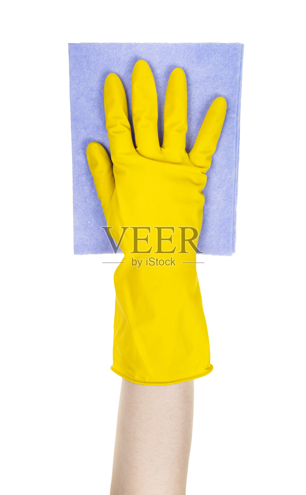 戴着黄色手套的手孤立地握住扁平的蓝色破布照片摄影图片