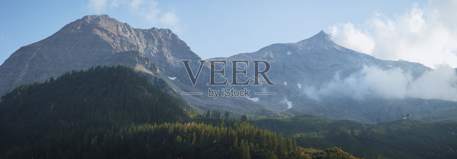 蒙特罗莎附近的意大利阿尔卑斯山照片摄影图片