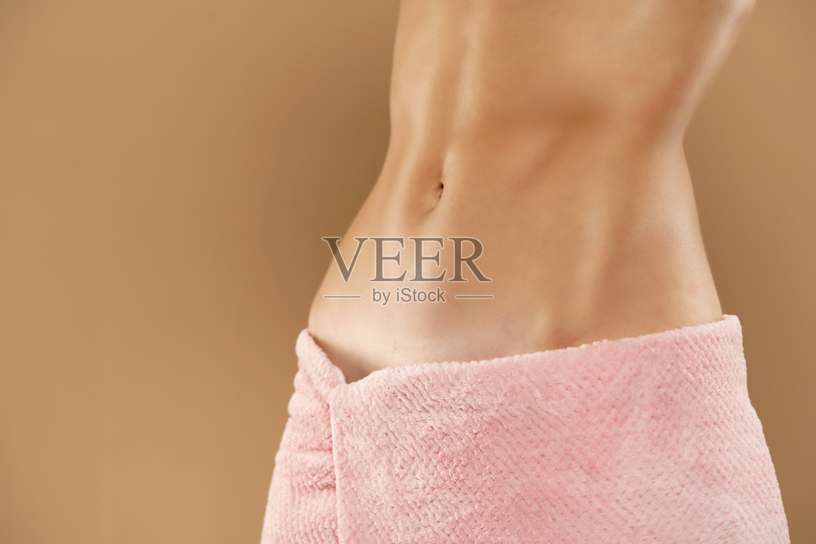 近距离苗条年轻女性的腹部照片摄影图片