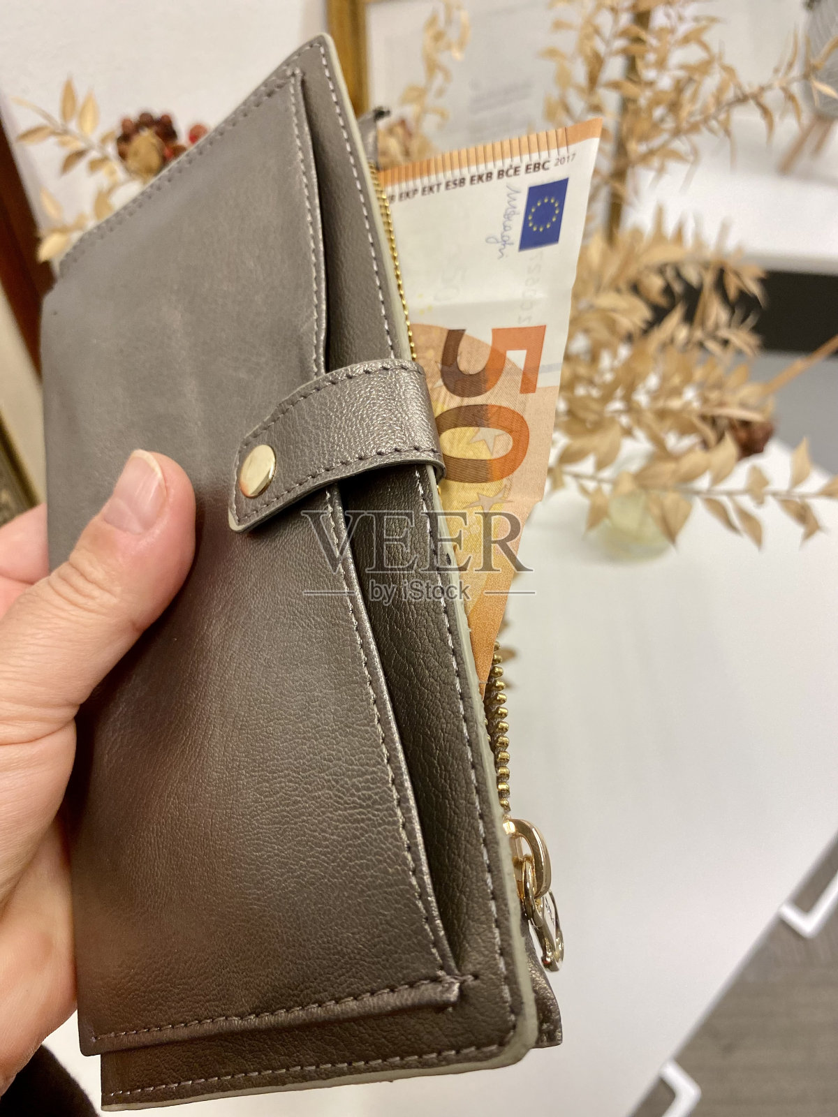 钱的钱包照片摄影图片