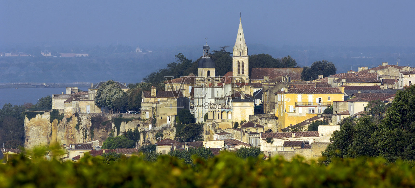 吉伦德村照片摄影图片