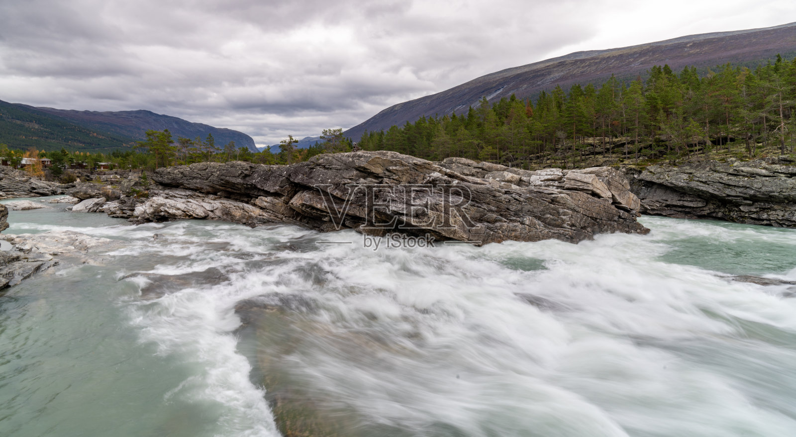 Dønfoss营地区，Skjåk县，Oppland县照片摄影图片