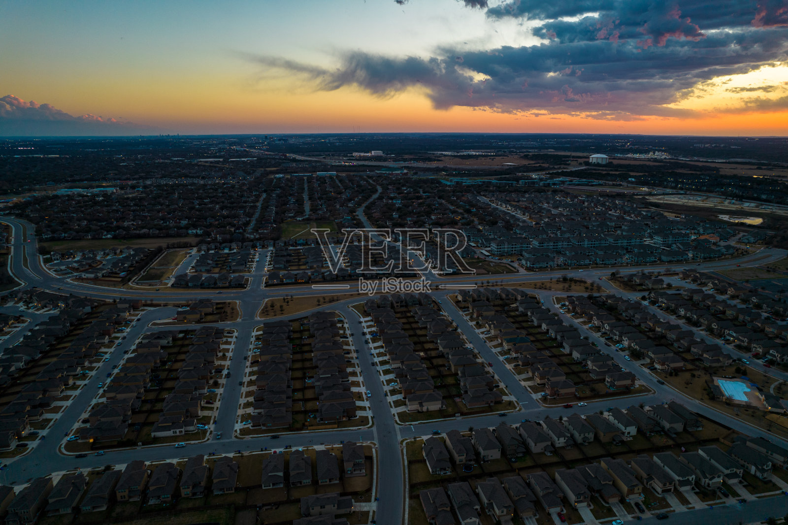 不断增长的奥斯汀郊区住宅照片摄影图片
