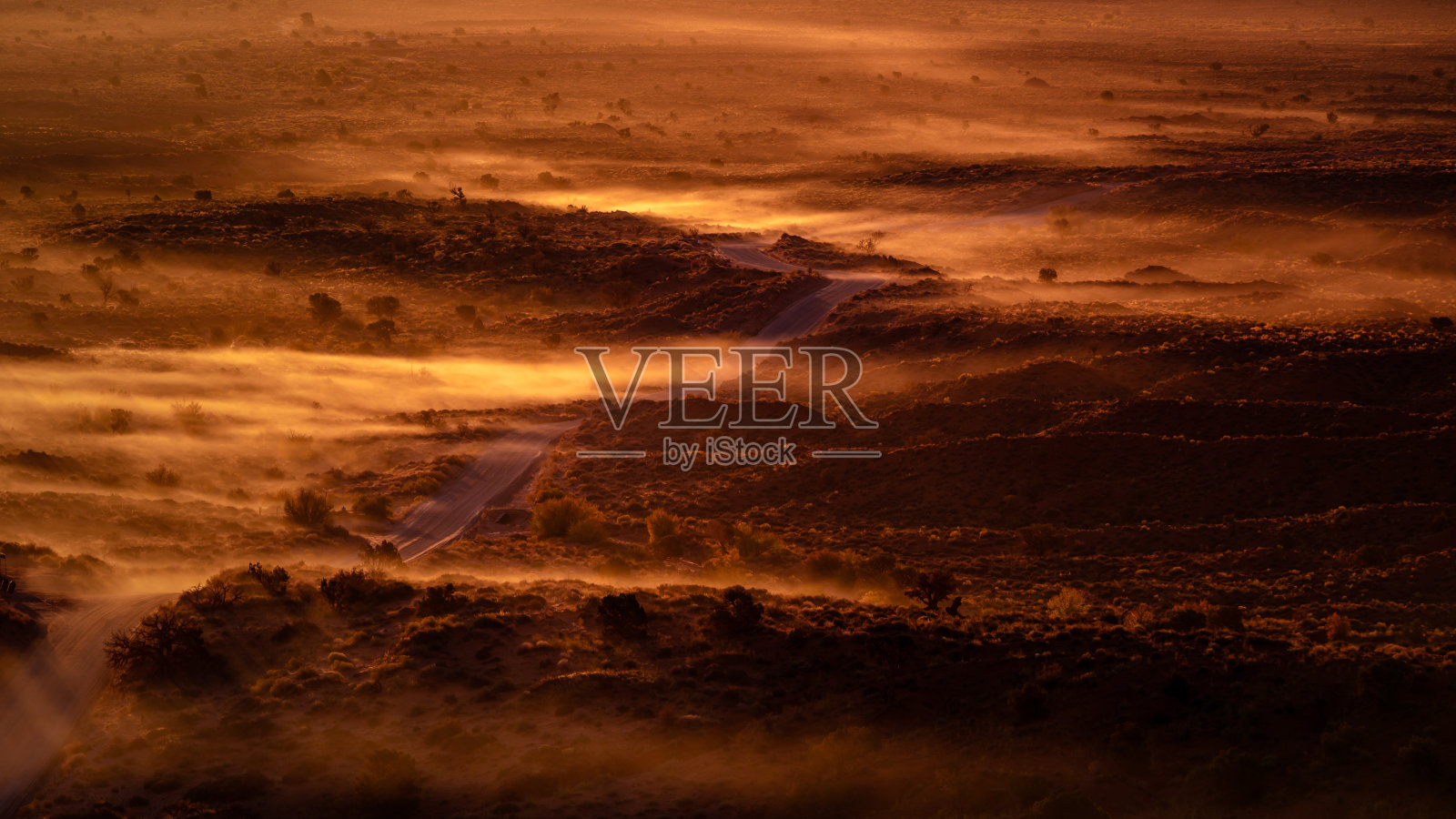 亚利桑那州纪念碑谷的日出照片摄影图片