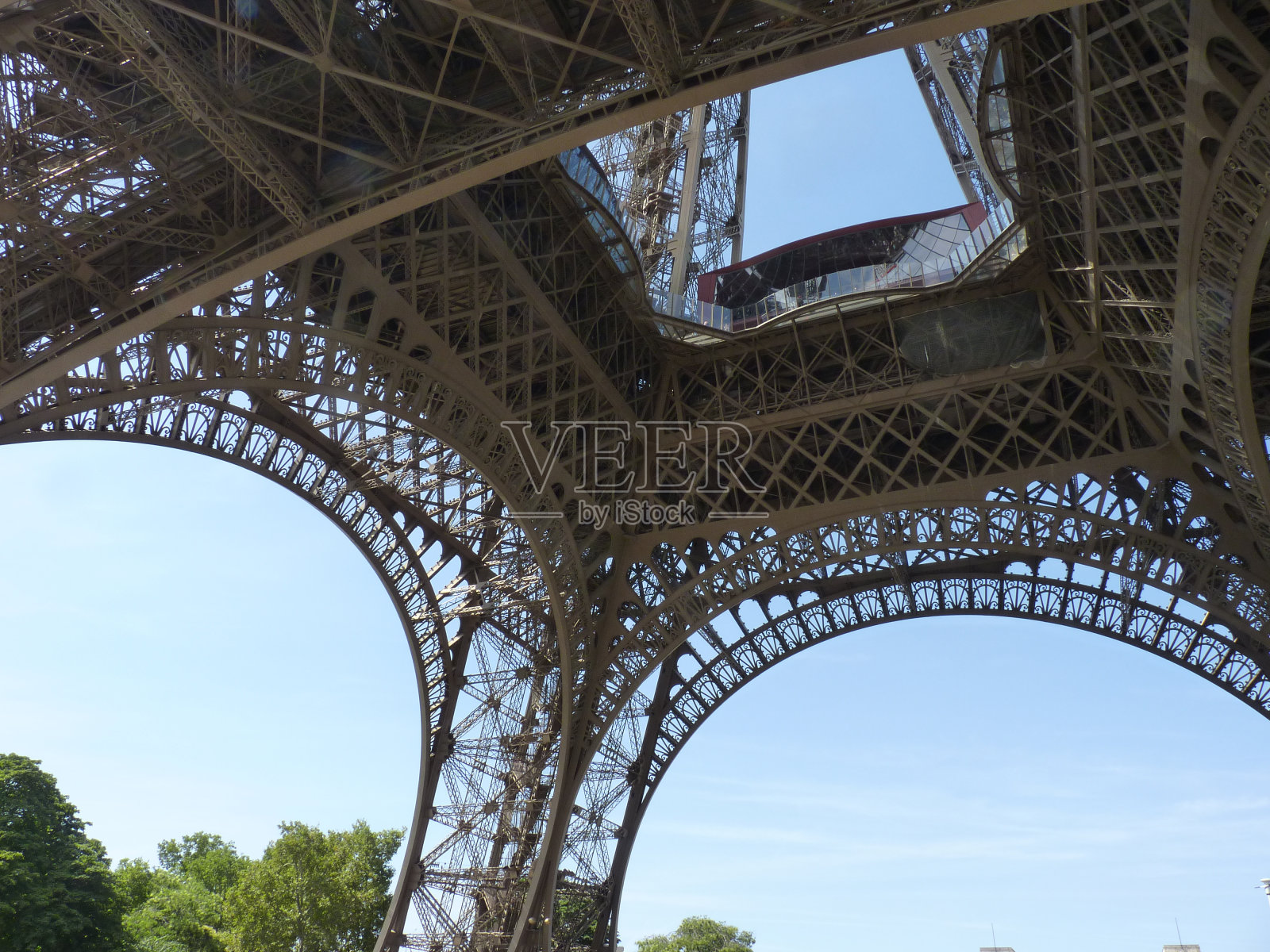 巴黎有它的标志性建筑和代表对象，迪斯尼乐园和更多照片摄影图片