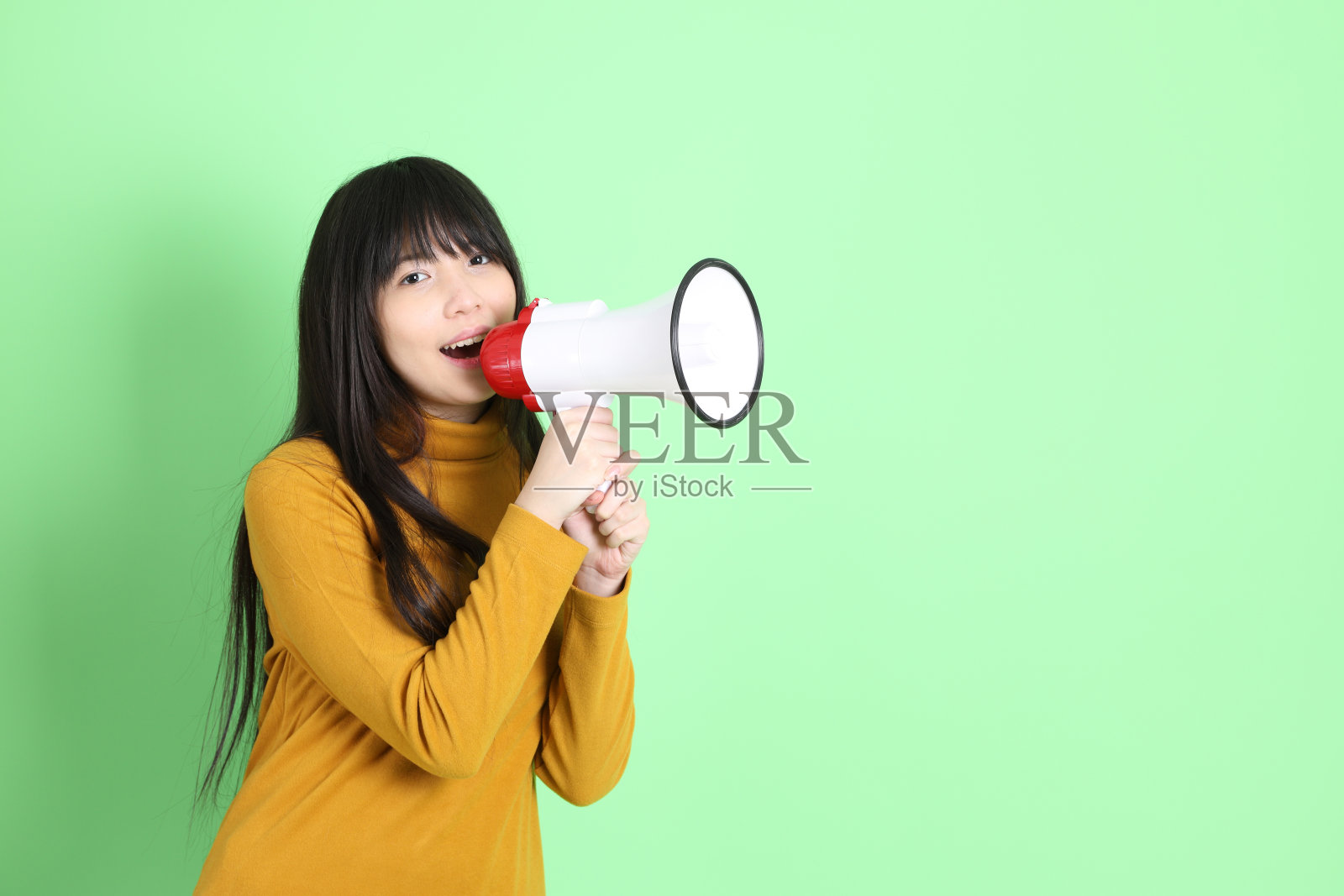 年轻的亚洲女孩照片摄影图片