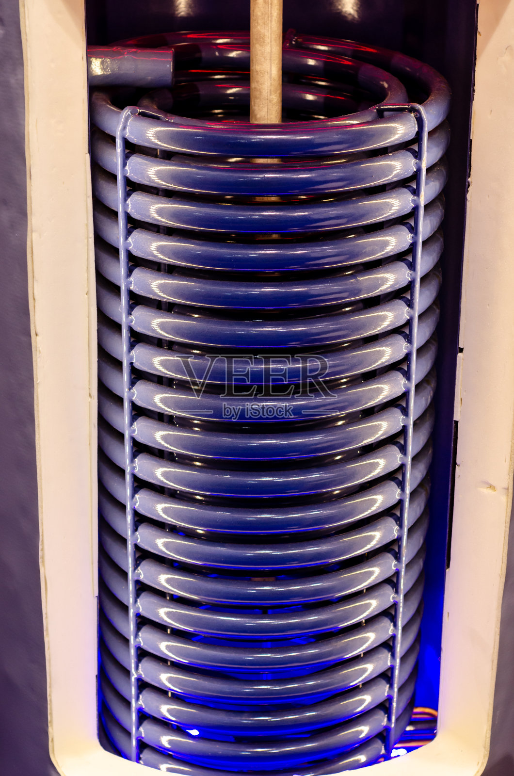 蓄能器储罐(蓄热器)。蓄热器，蓄热罐照片摄影图片