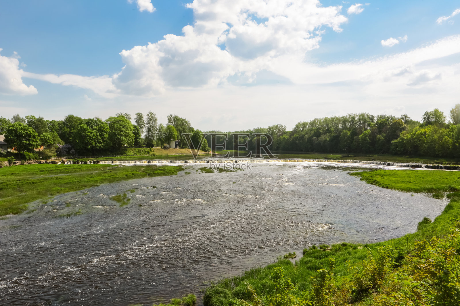 镇Kuldiga,拉脱维亚照片摄影图片