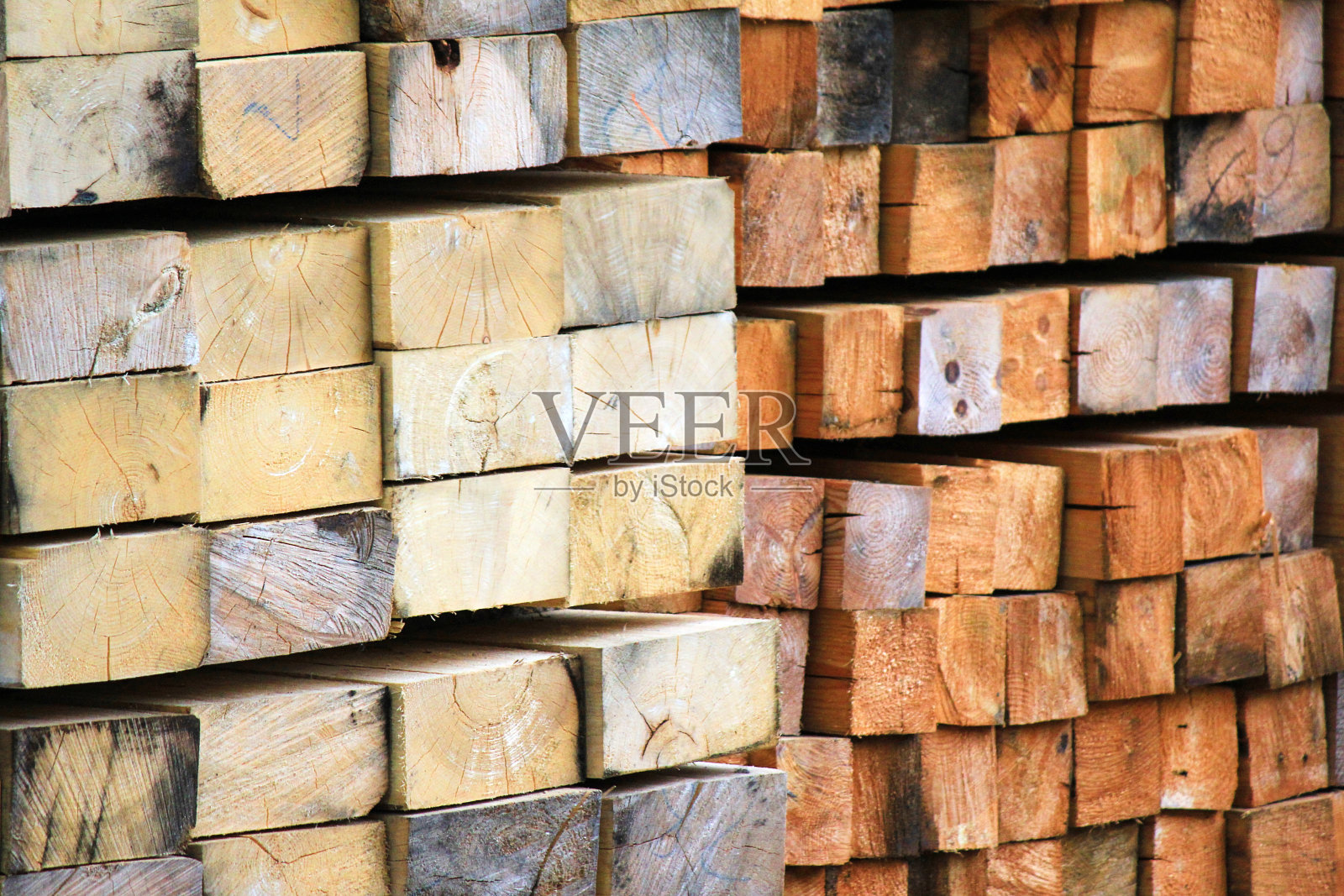 用木板做成的建筑材料照片摄影图片